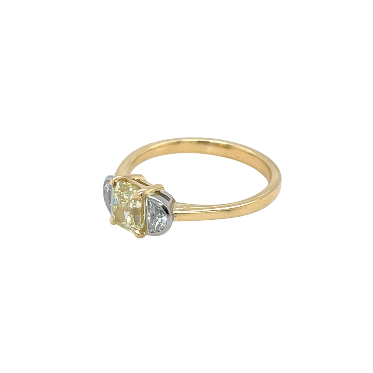 18ct Yellow Gold Yellow Diamond Three Stone Ring (O)