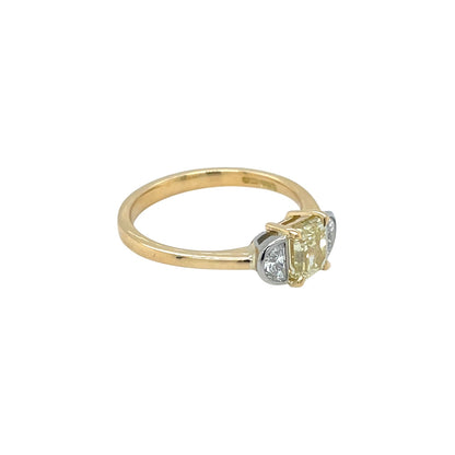 18ct Yellow Gold Yellow Diamond Three Stone Ring (O)