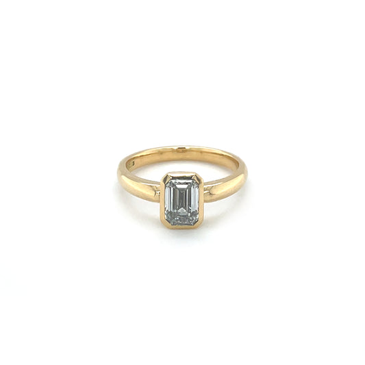 18ct Yellow Gold Emerald-Cut Lab Grown Diamond Solitaire Ring (L1/2)