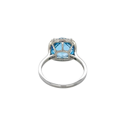9ct White Gold Swiss Blue Topaz & Diamond Cluster Ring (N)