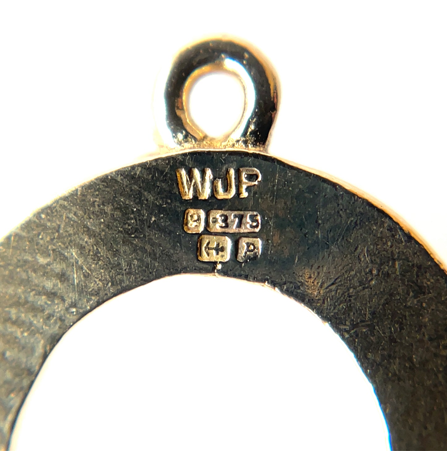 9ct Yellow Gold Horseshoe Pendant
