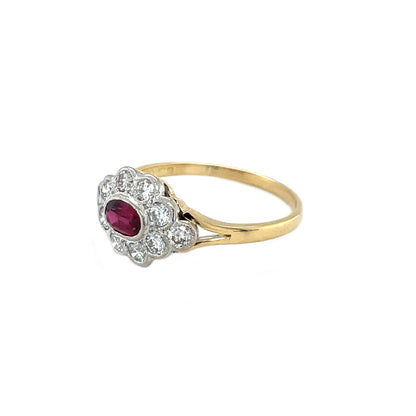 18ct Yellow Gold Oval-Cut Ruby & Diamond Horizontal Cluster Ring (Y)