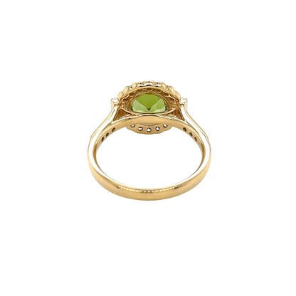 18ct Yellow Gold Peridot & Diamond Cluster Ring (N)