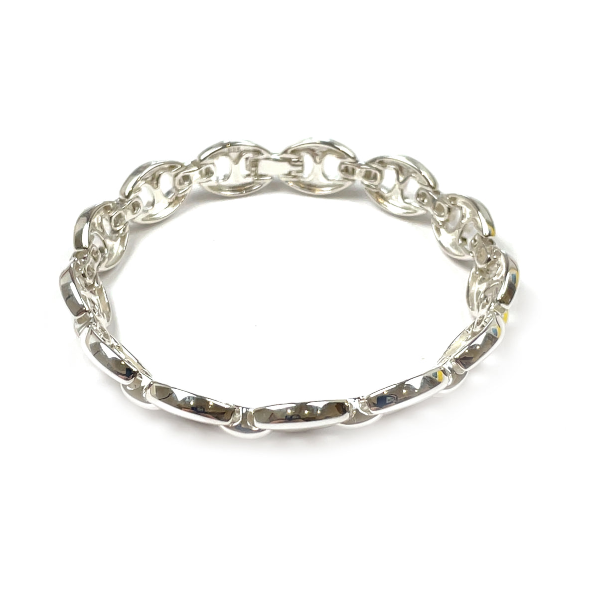 A Silver Linked Bracelet (7")