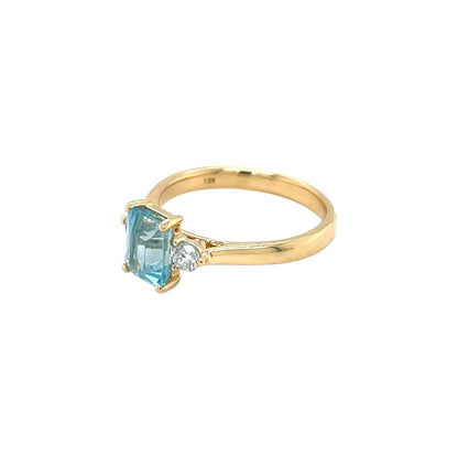 18ct Yellow Gold Aquamarine & Diamond Three Stone Ring (N)