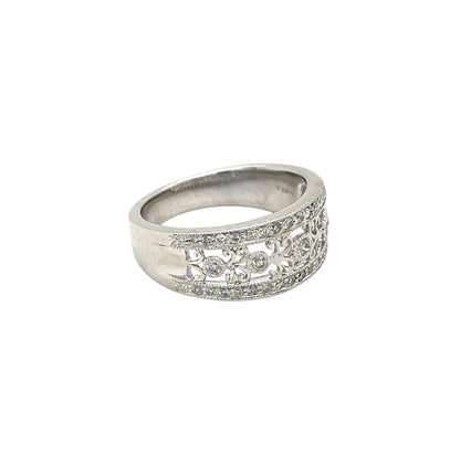 18ct White Gold Fancy Diamond Set Ring (L1/2)