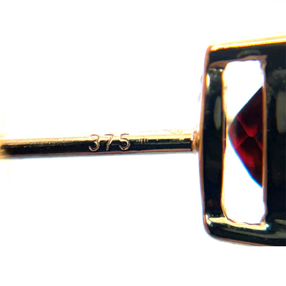 9ct Yellow Gold Trillion-Cut Garnet Stud Earrings