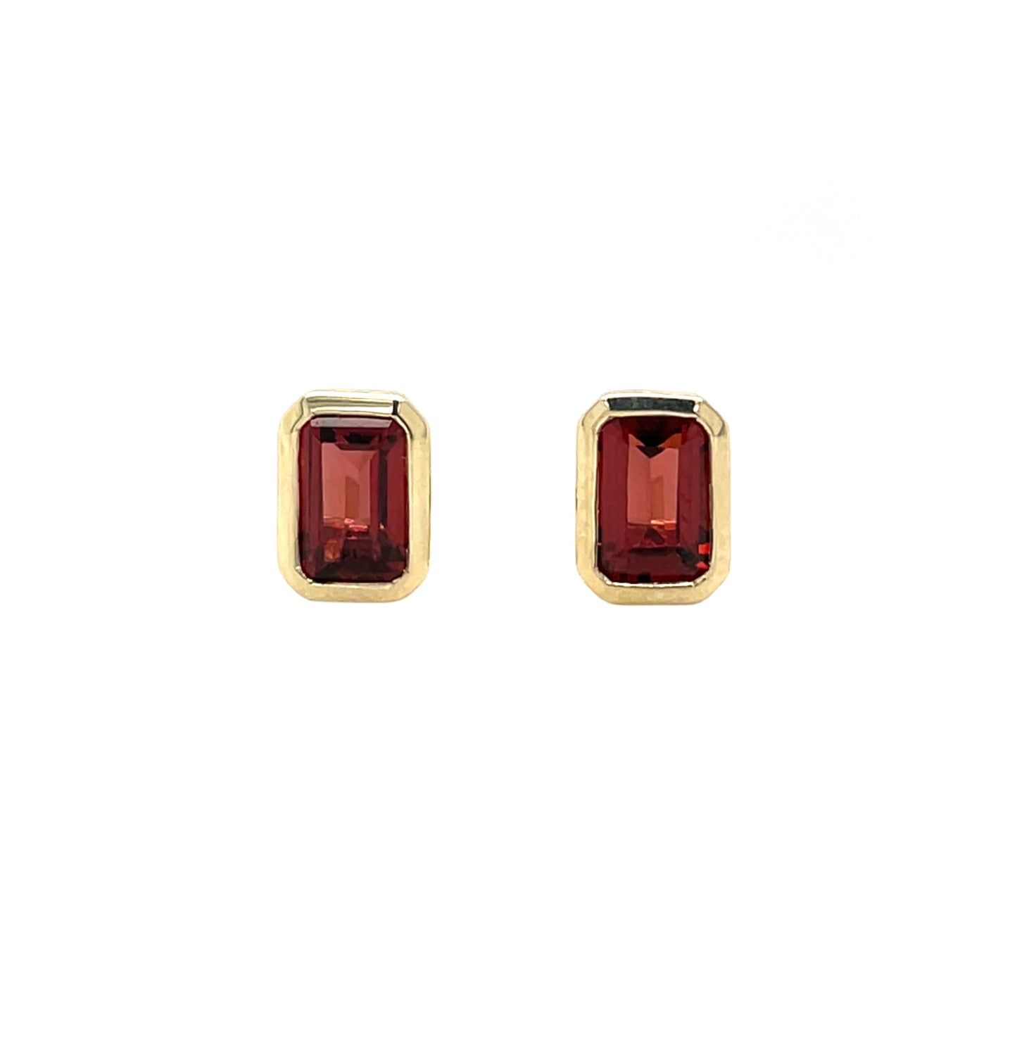 9ct Yellow Gold Octagonal Garnet Stud Earrings