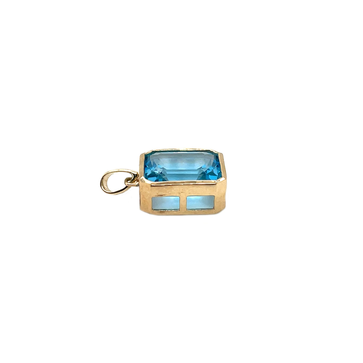 9ct Yellow Gold Octagonal Swiss Blue Topaz Rubover Pendant
