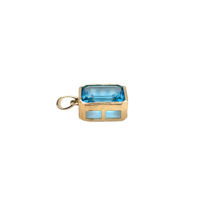 9ct Yellow Gold Octagonal Swiss Blue Topaz Rubover Pendant
