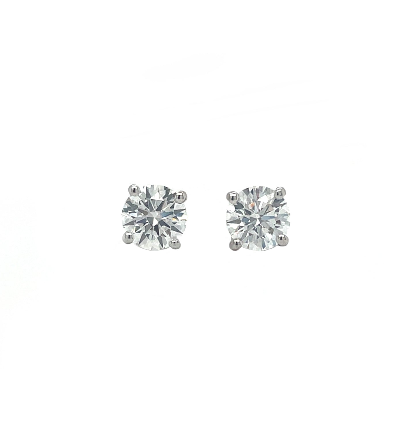 18ct White Gold Lab Grown Diamond Stud Earrings
