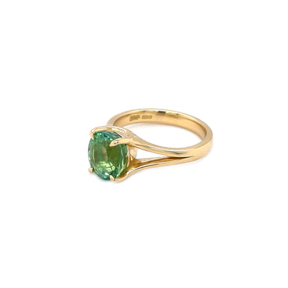 18ct Yellow Gold Oval Green Tourmaline Solitaire Ring (K)