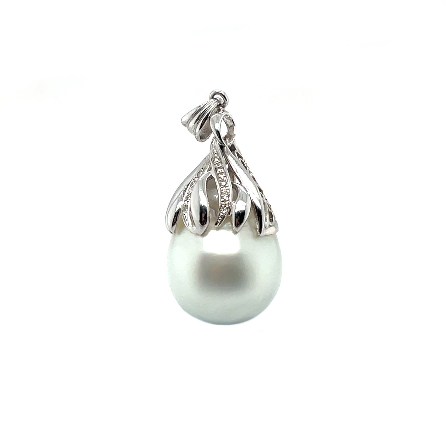 18ct White Gold South Sea Pearl Pendant