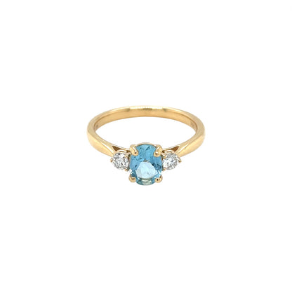 18ct Yellow Gold Aquamarine & Diamond Three Stone Ring (N)