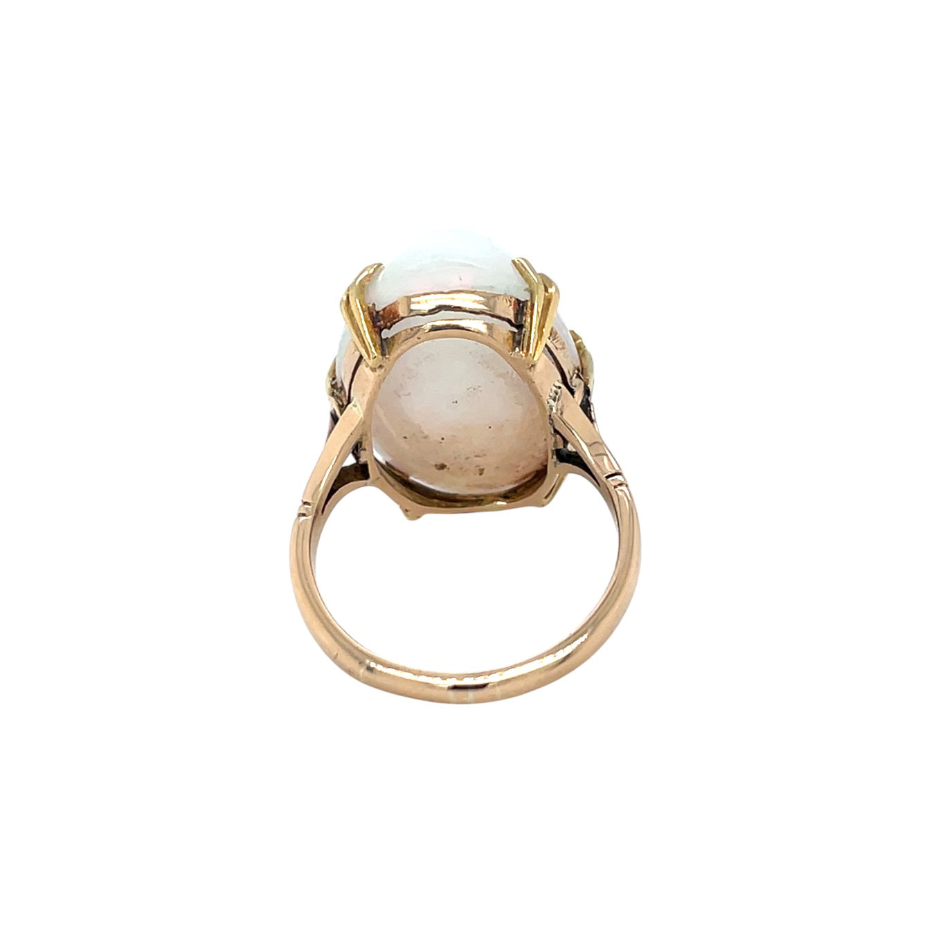 18ct Yellow Gold Sugar Loaf Opal Ring (L1/2)