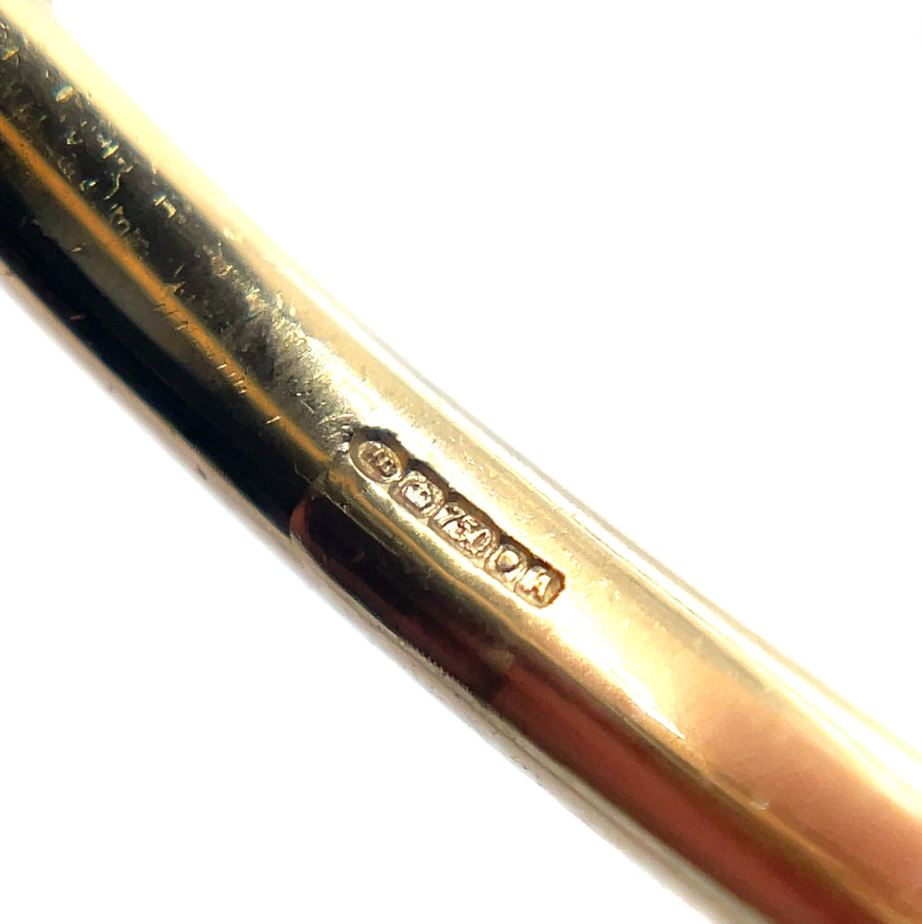 18ct Yellow Gold Pear Cut Lab Grown Diamond Solitaire Ring (M)