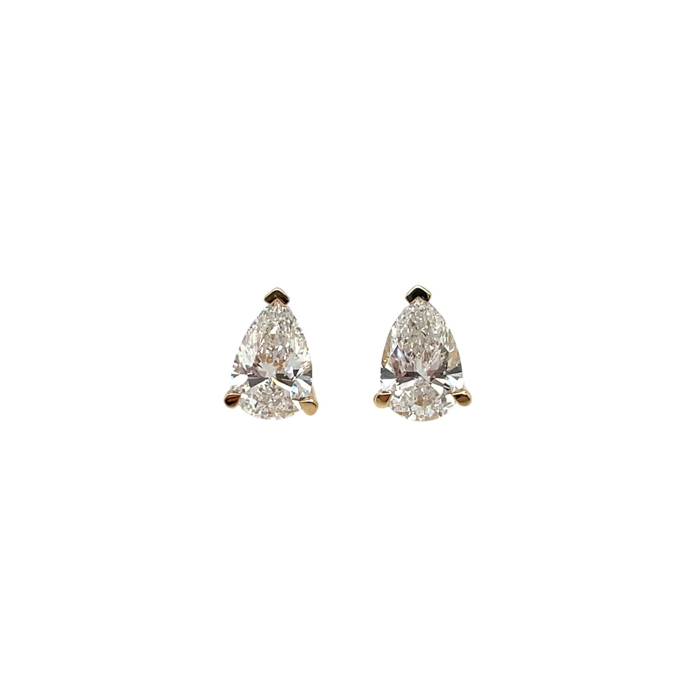 18ct Yellow Gold Pear Cut Lab Grown Diamond Stud Earrings