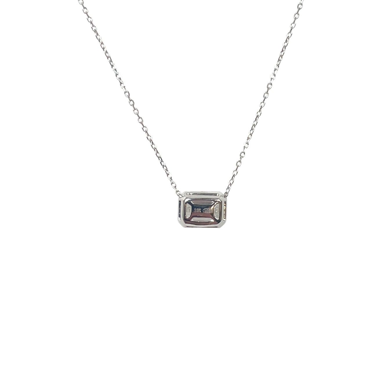 18ct White Gold Emerald Cut Diamond Pendant & Chain (18")