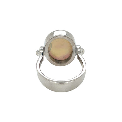 18ct White Gold Oval Opal Ring (K)