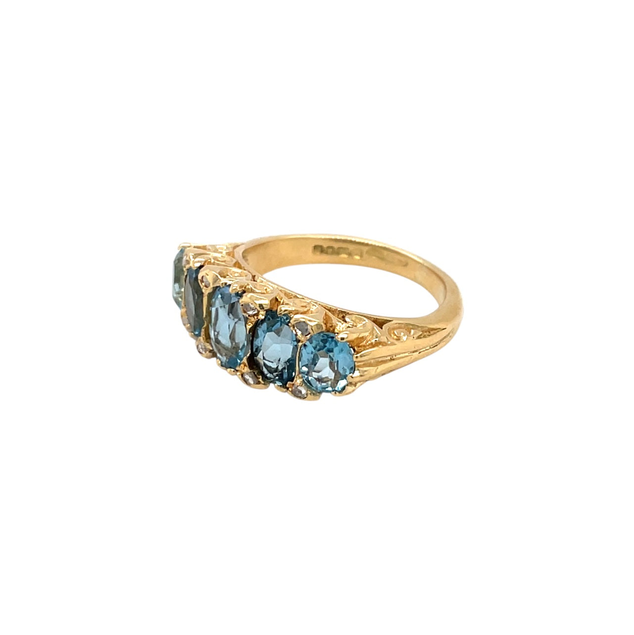 18ct Yellow Gold Carved Head Aquamarine & Diamond Ring (K1/2)