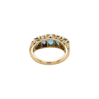 18ct Yellow Gold Carved Head Aquamarine & Diamond Ring (K1/2)