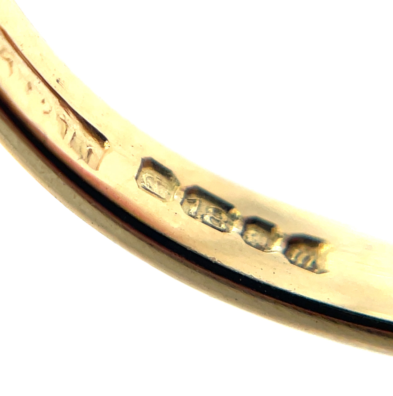 18ct Yellow Gold Carved Head Aquamarine & Diamond Ring (K1/2)