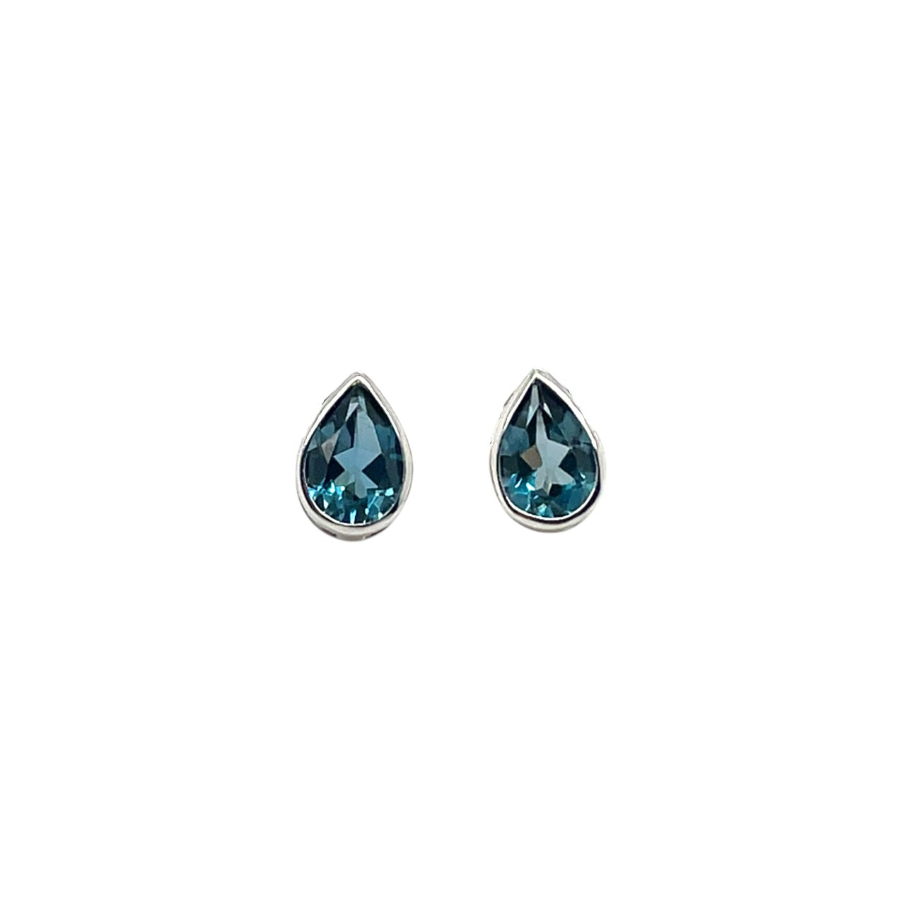 18ct White Gold London Blue Topaz Pear Rubover Stud Earrings