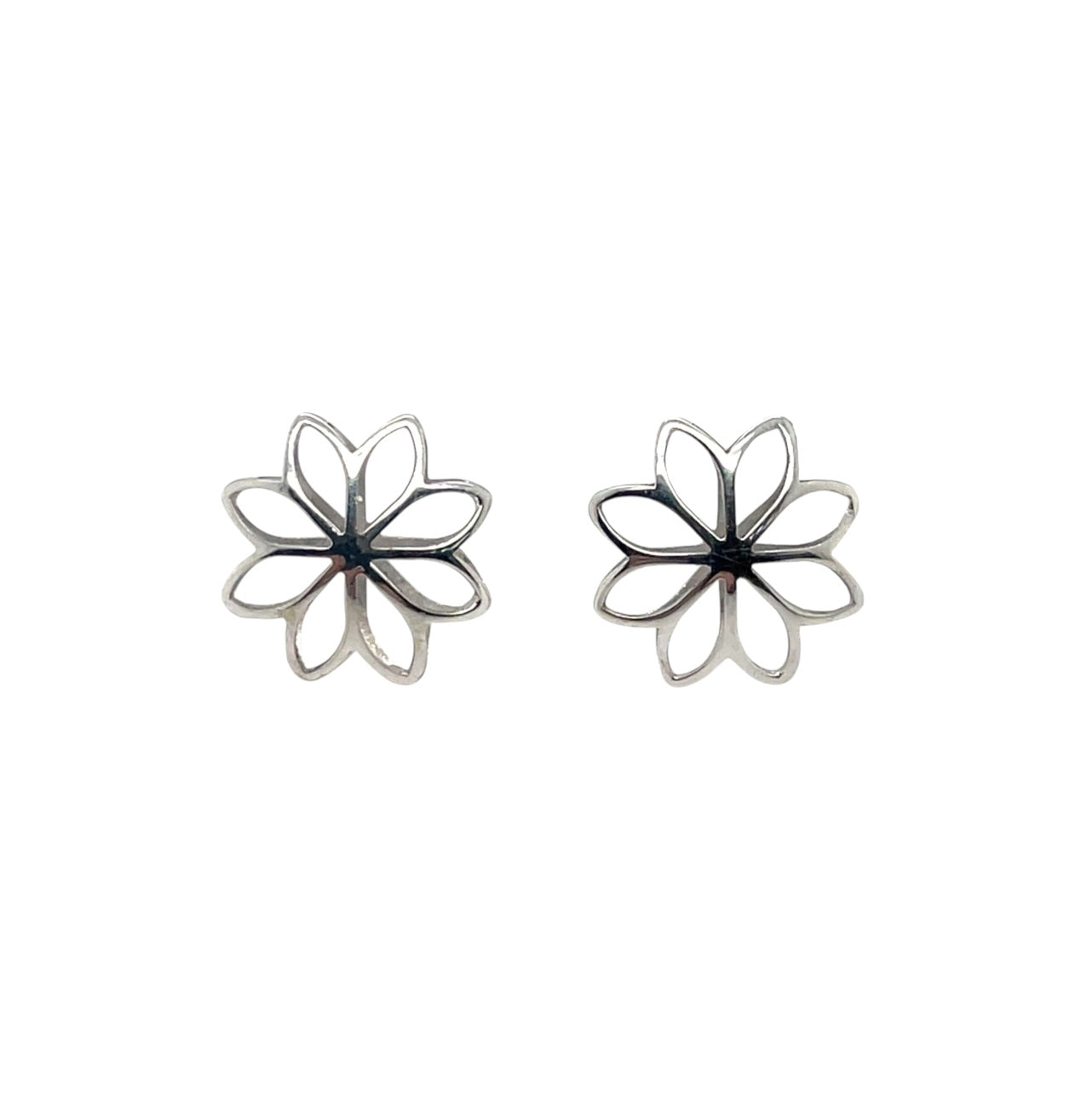9ct White Gold Openwork Flower Stud Earrings