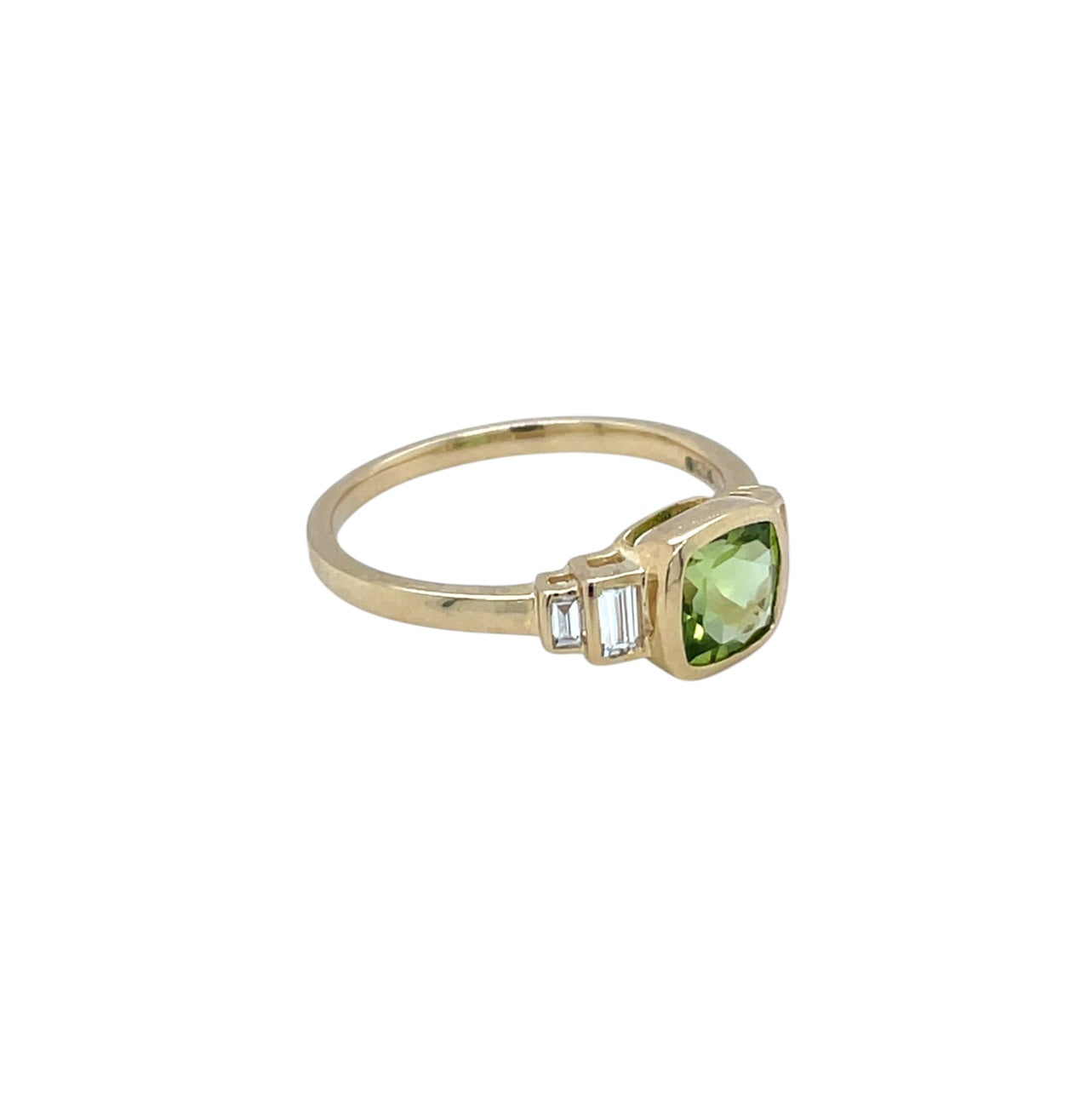 9ct Yellow Gold 6mm Cushion Cut Peridot & Baguette Diamond Stepped Shoulder Ring (N)