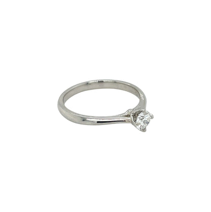Platinum Petal Set Diamond Solitaire Ring (M1/2)