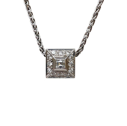 18ct White Gold Diamond Set Pendant & Chain (16")