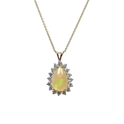 18ct Yellow Gold Opal & Diamond Pendant & Chain (18")