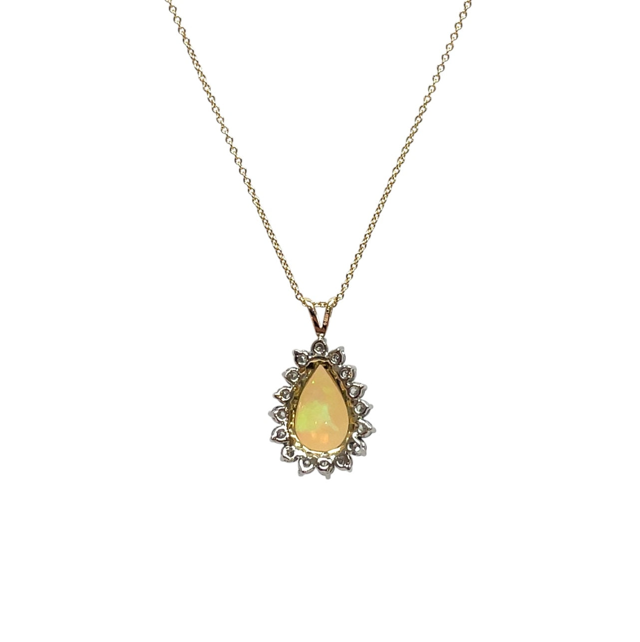 18ct Yellow Gold Opal & Diamond Pendant & Chain (18")