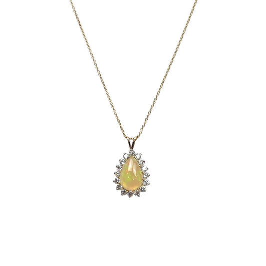 18ct Yellow Gold Opal & Diamond Pendant & Chain (18")