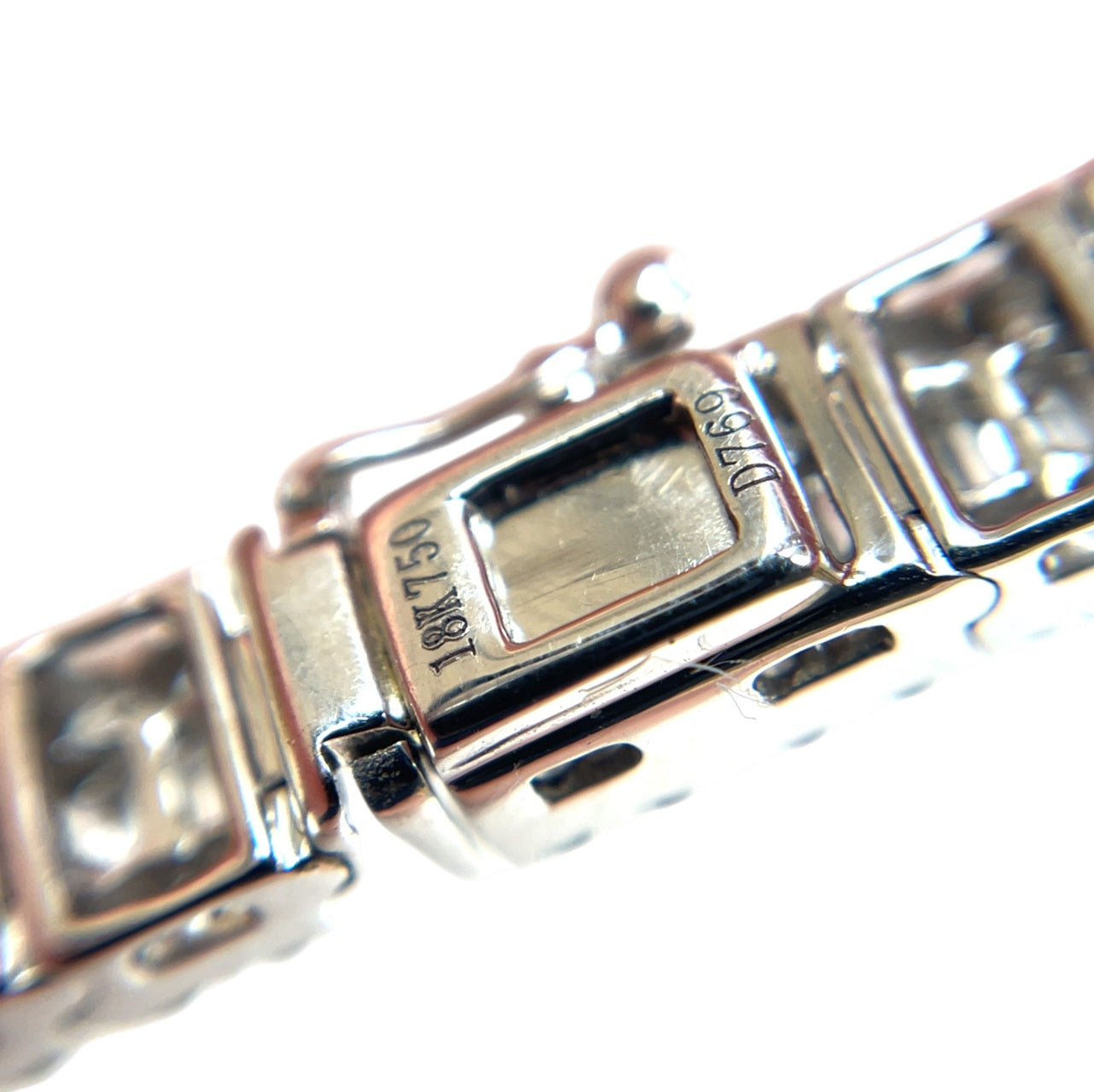 18ct White Gold Diamond Set Bracelet (7 1/4")