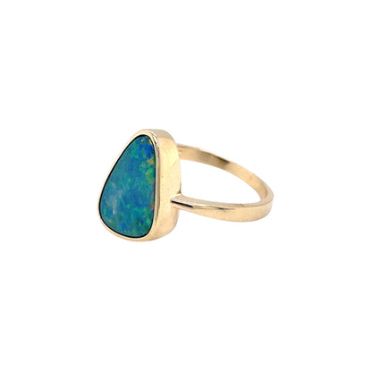 9ct Yellow Gold Doublet Opal Ring (O)