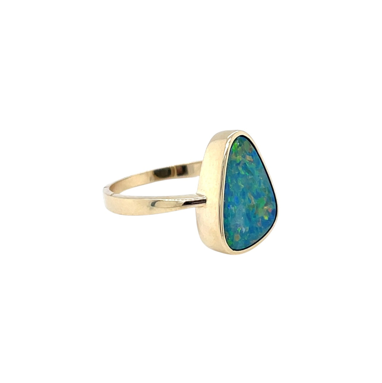 9ct Yellow Gold Doublet Opal Ring (O)