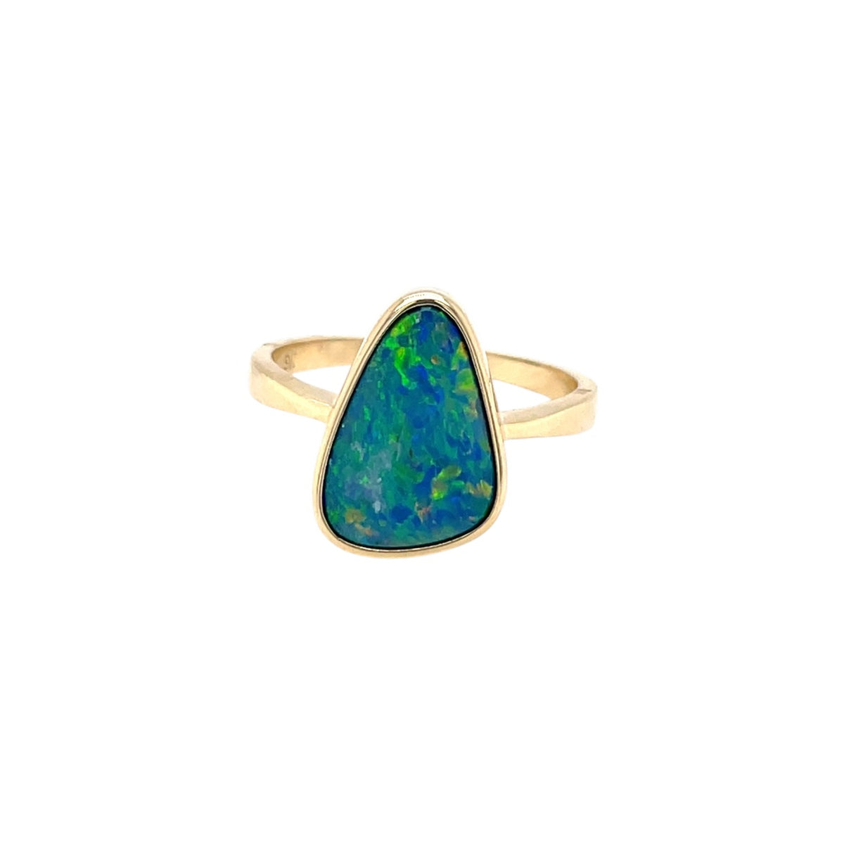 9ct Yellow Gold Doublet Opal Ring (O)