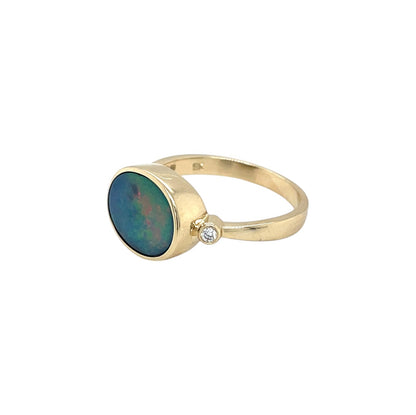 9ct Yellow Gold Doublet Opal & Diamond Ring (M1/2)