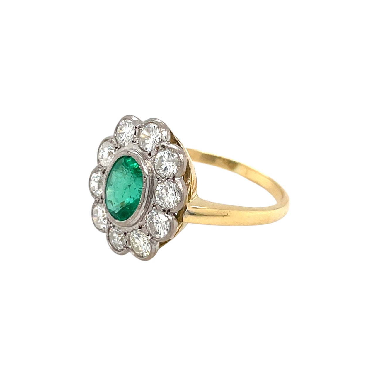 18ct Gold Emerald & Diamond Cluster Ring (T)