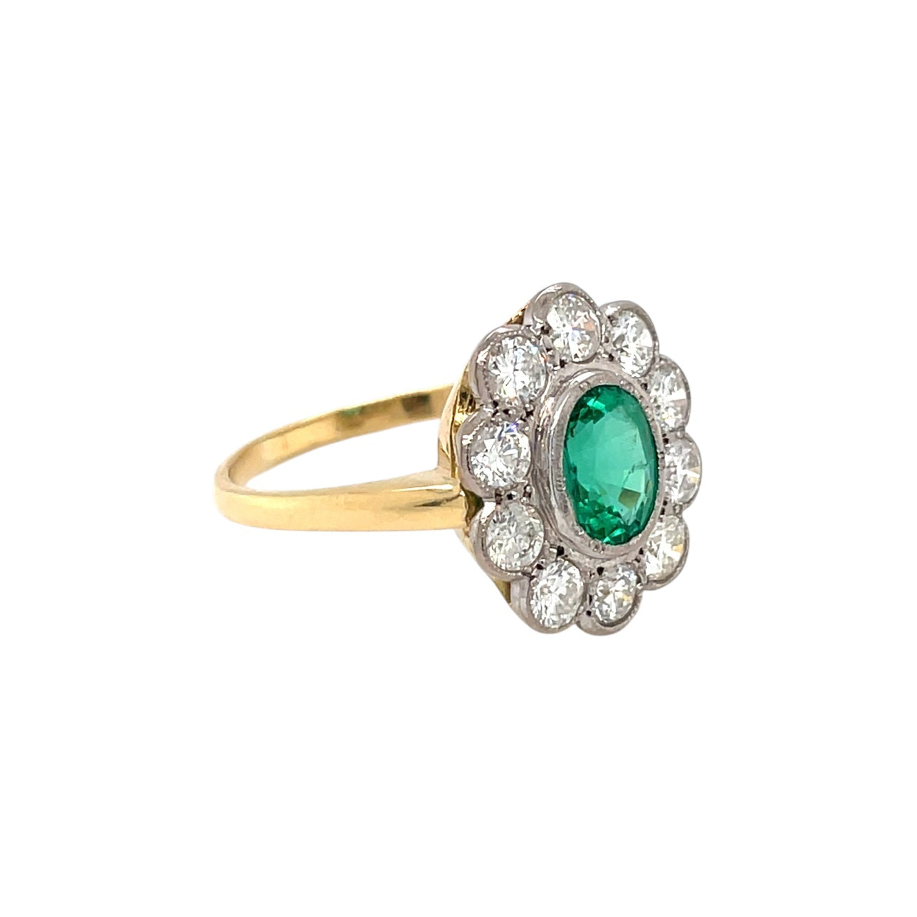 18ct Gold Emerald & Diamond Cluster Ring (T)