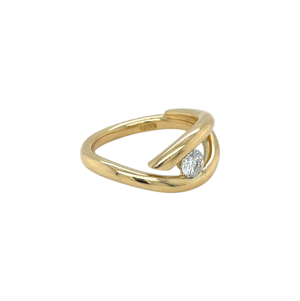 18ct Yellow Gold Diamond Solitaire Ring (L1/2)