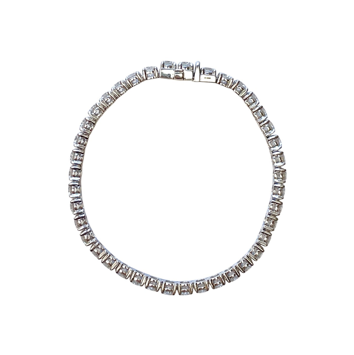 9ct White Gold Lab Grown Diamond Tennis Bracelet (7")