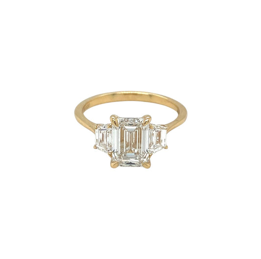 18ct Yellow Gold Lab Grown Diamond Emerald Cut & Trapezoid Three Stone Ring (M 1/2)