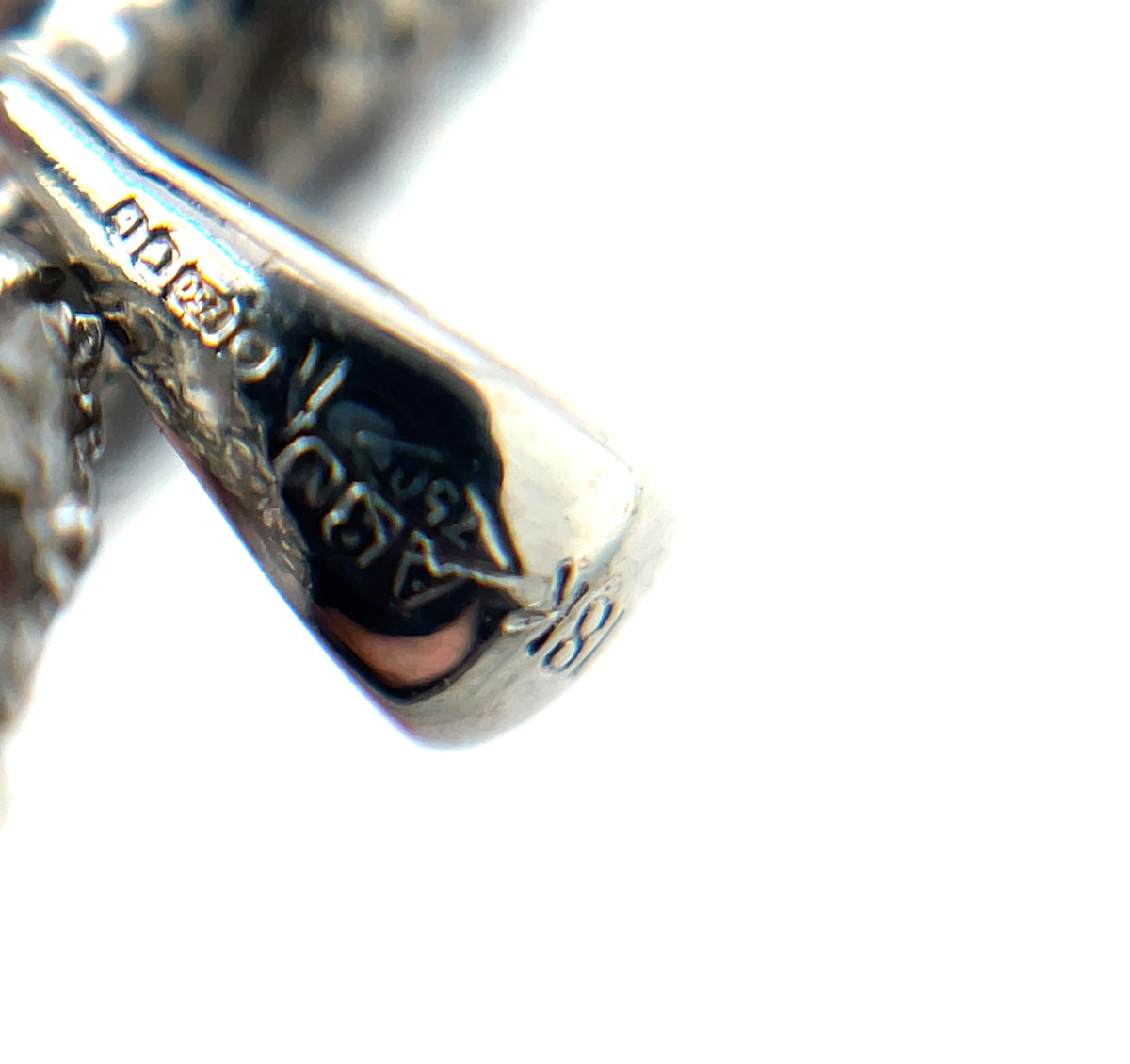 18ct White Gold Diamond Heart Pendant