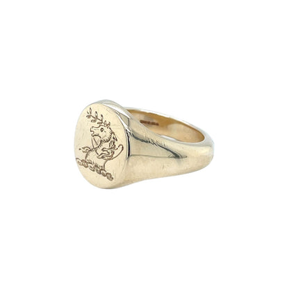 9ct Yellow Gold Engraved Oval Signet Ring (Q)