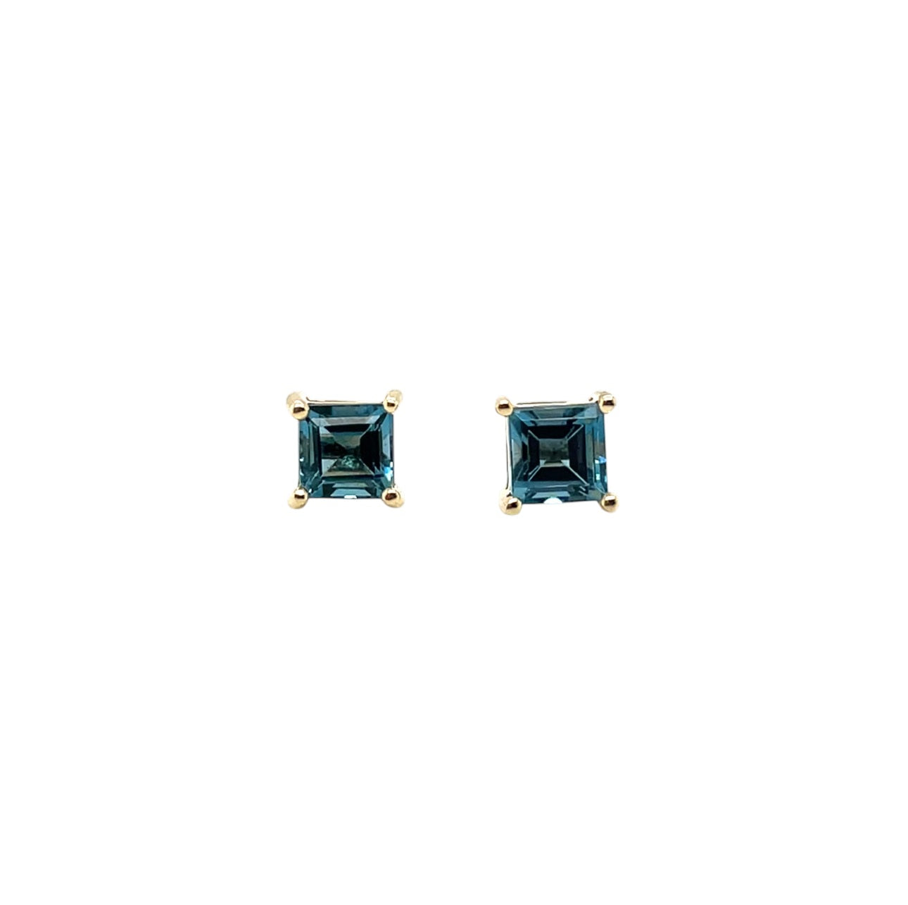 9ct Yellow Gold London Blue Topaz Stud Earrings