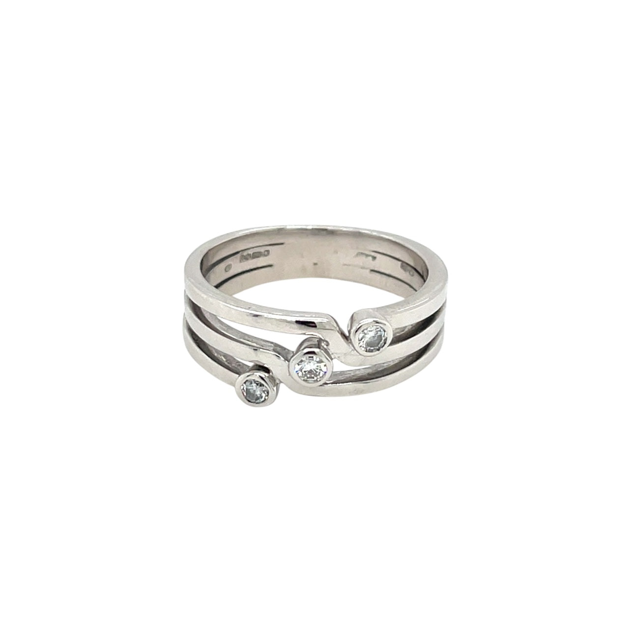 18ct White Gold Three Stone Diamond Ring (L)