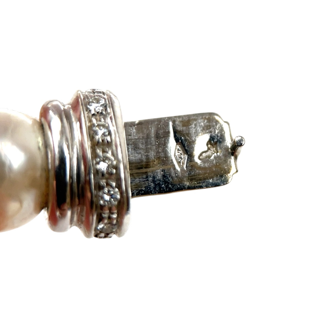 18ct White Gold Akoya Pearl & Diamond Necklace (24")