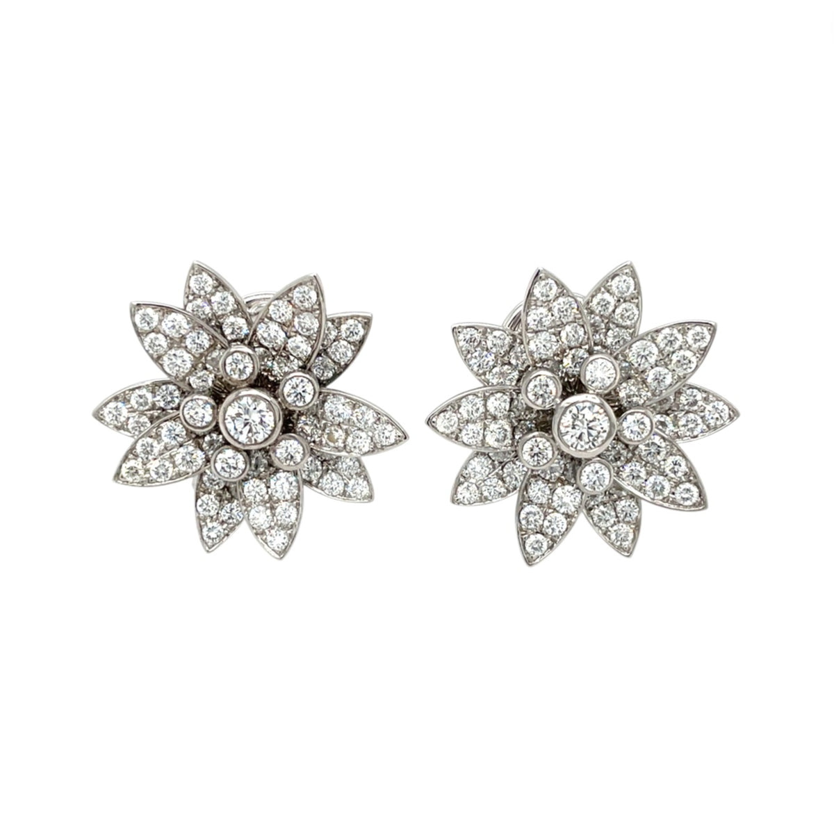 18ct White Gold Diamond Flower Earrings